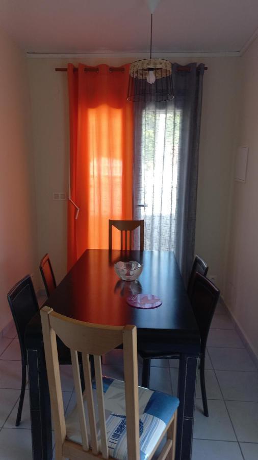 Charmant Petit T2 Dans Maison Vieux-Bourg Экстерьер фото